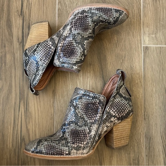 JEFFREY CAMPBELL Taupe Rosalee Snake Leather Heeled Boots - Picture 3 of 8